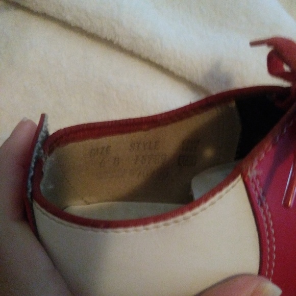 SOLD Vintage Saddle Oxfords NO OFFERS PLEASE - Picture 6 of 11